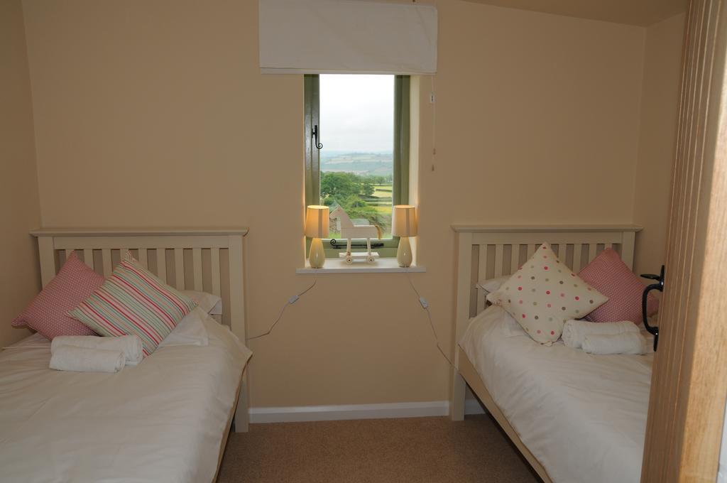 Wyke Farm Hotel Axminster Luaran gambar